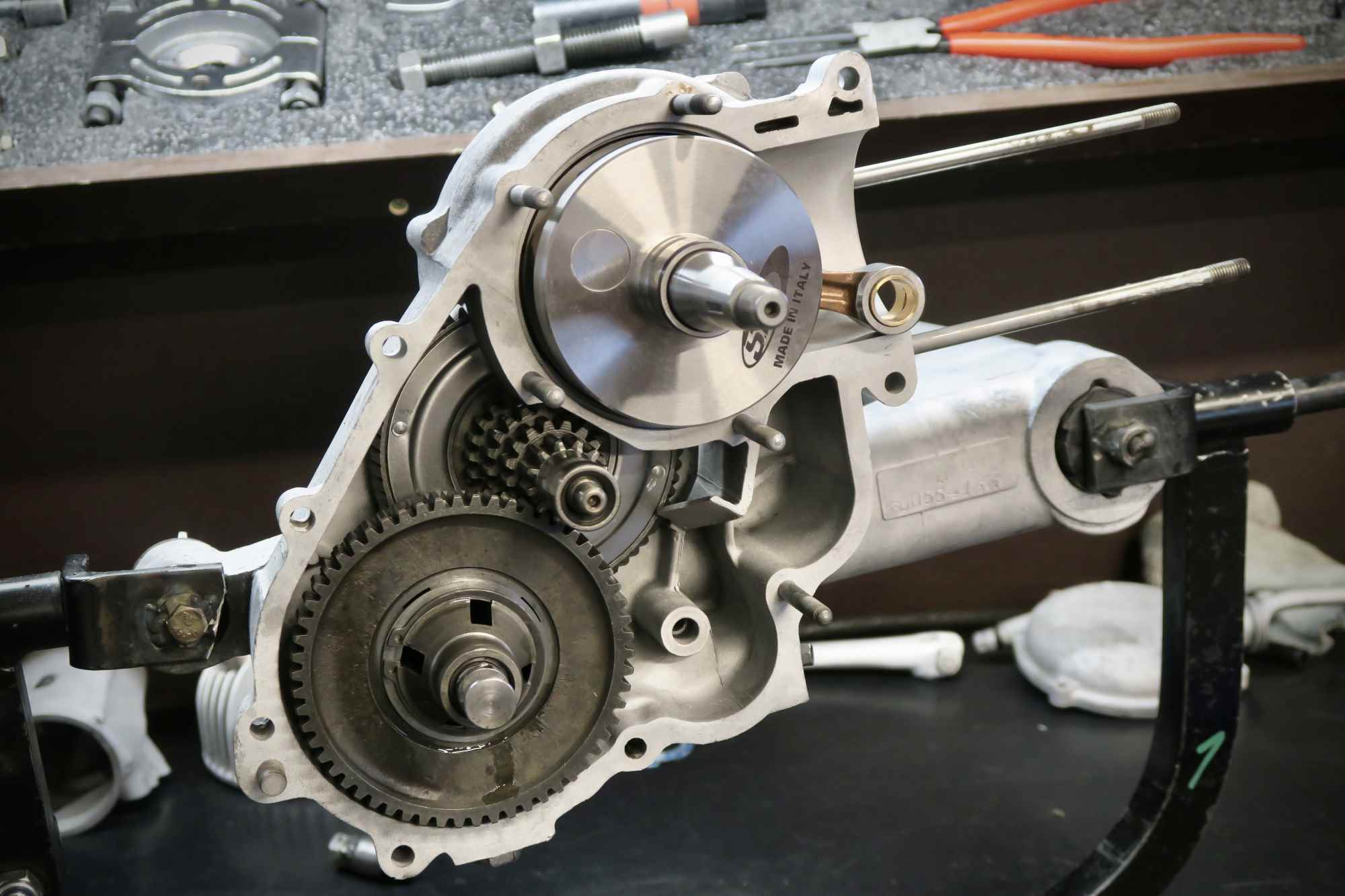 Vespa 180 SS Motor offen mit Getriebe und Kurbelwelle