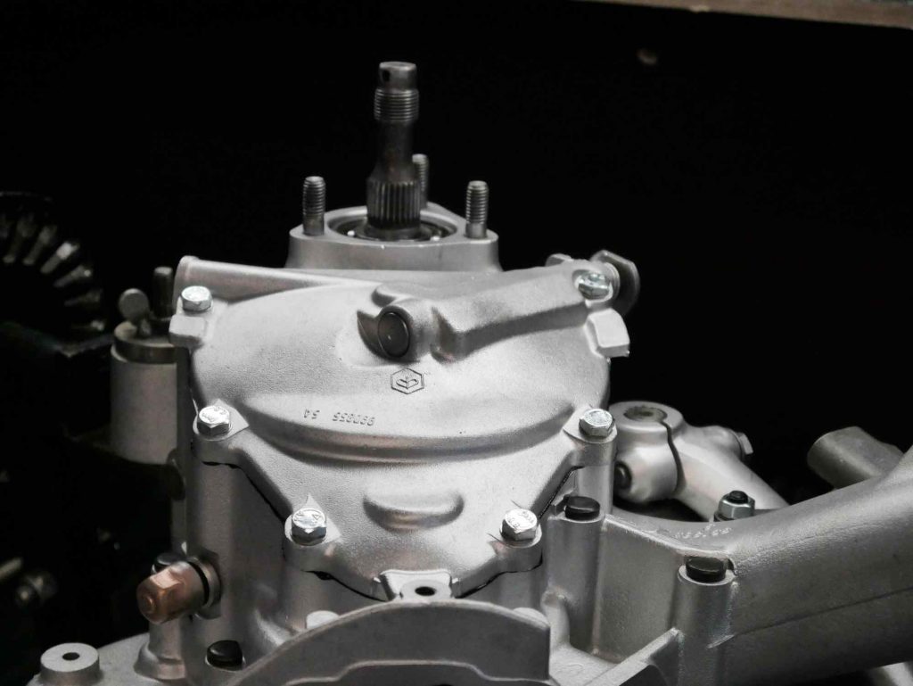 Vespa PK 50 Kupplungsdeckel am Motor montiert