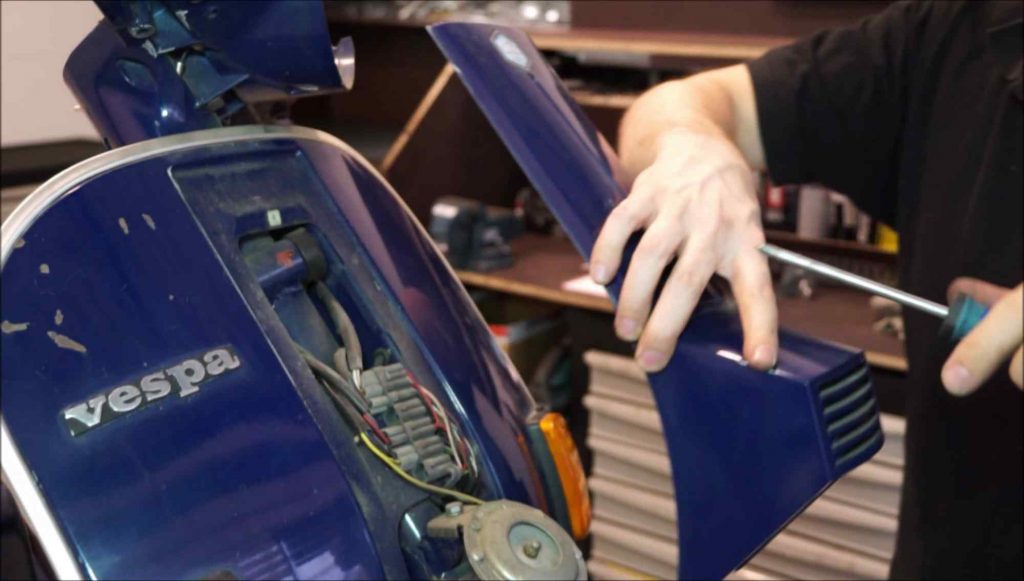 Vespa PK Kaskade demontieren